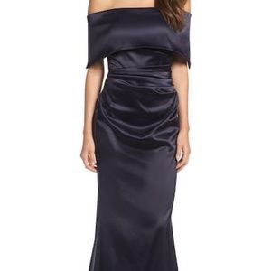 Vince Camuto Long Dress